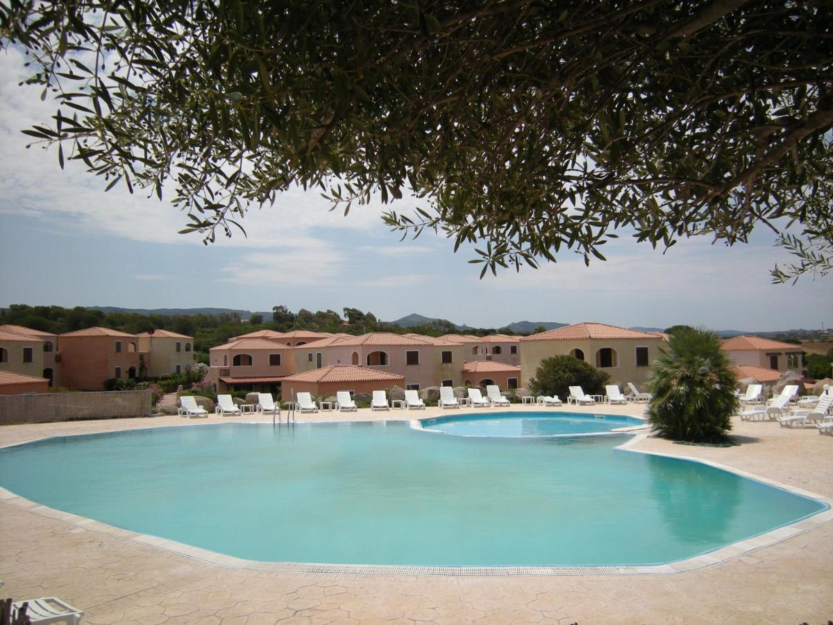 Mare & Mirice - Case Appartamenti Vacanza Aglientu Exterior foto