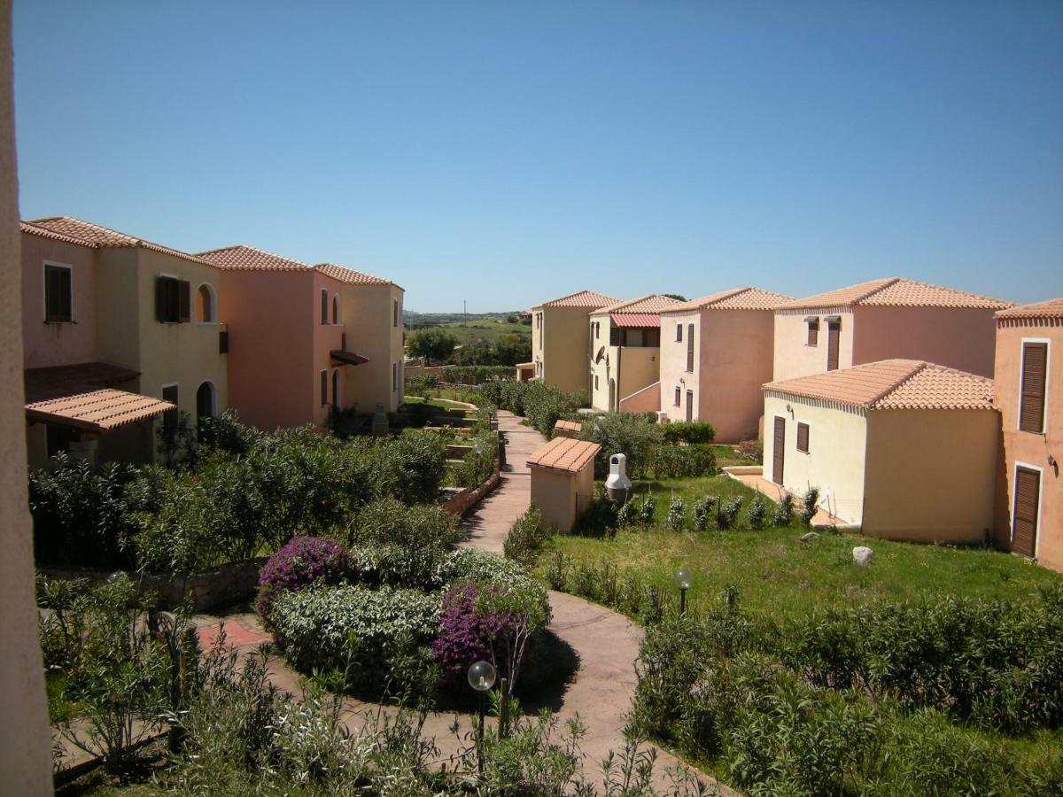 Mare & Mirice - Case Appartamenti Vacanza Aglientu Exterior foto